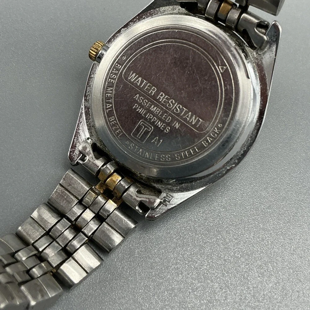 Vintage Timex Aqua Womens Watch 25mm Two Tone Date Fluted New Battery 6.75